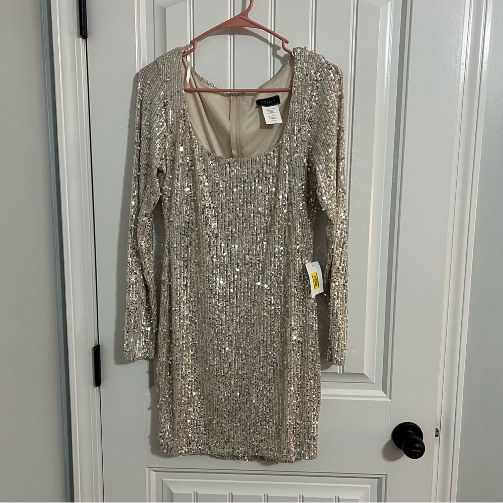 B Darlin Silver Sequin Pearl Long Sleeve Mini Dress Size 11/12